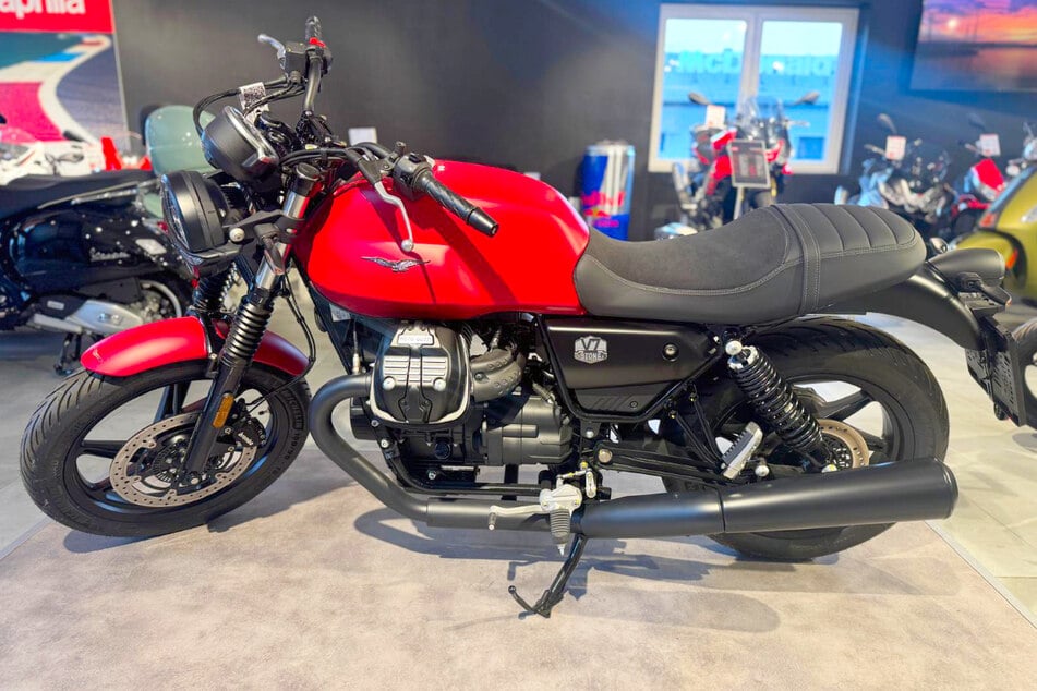 Auf der Suche nach Top-Angeboten für Motorräder von Moto Guzzi geht's nicht am Rollerhaus König vorbei.