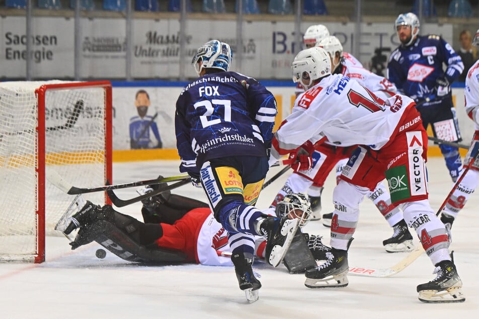 Dane Fox &amp; Co. feierten in Regensburg einen klaren 4:0-Erfolg. (Archivbild)