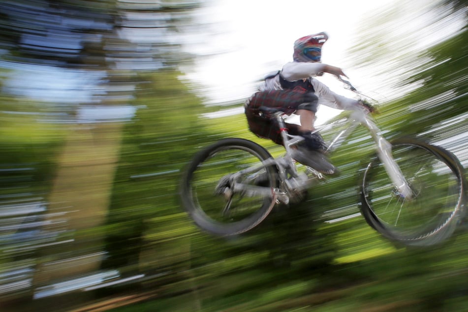 Heftiger Sturz im Bike-Park: 14-Jähriger muss per Hubschrauber ins Krankenhaus