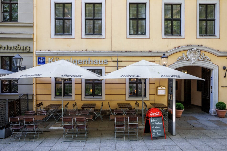 Bei schönem Wetter locken 44 Außenplätze vors Kügelgenhaus.