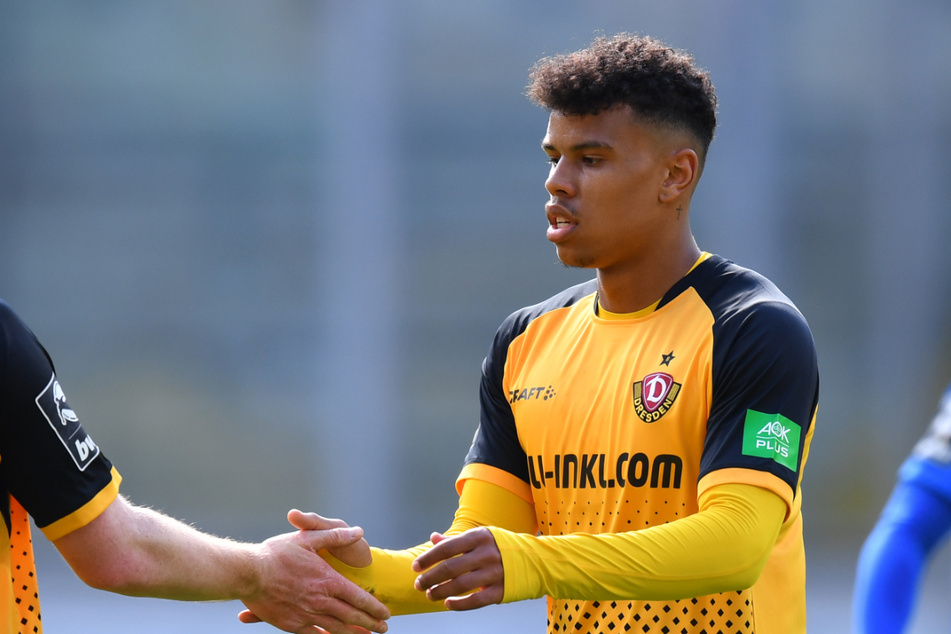 Dynamo-Offensivmann Ransford-Yeboah Königsdörffer (19) kann 14 Tage nicht mit der Mannschaft trainieren.