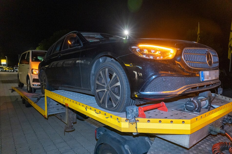 Viele der beschädigten Autos waren nicht mehr fahrtüchtig und mussten abgeschleppt werden.