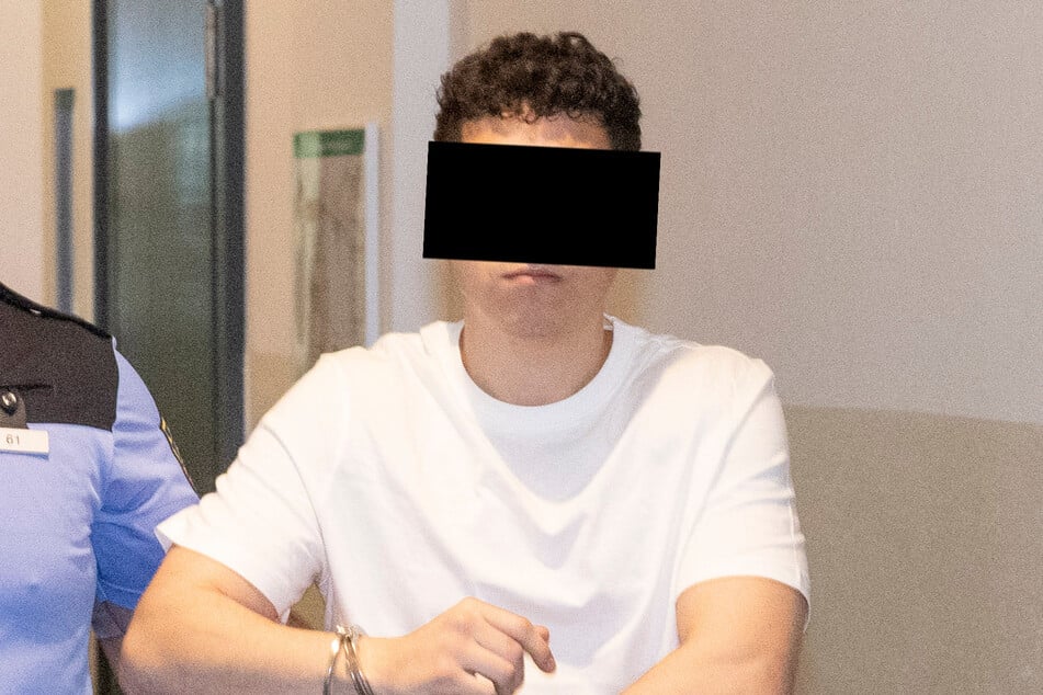 Emre S. (26) reiste nicht als Tourist nach Dresden - sondern, um Verbrechen zu begehen.