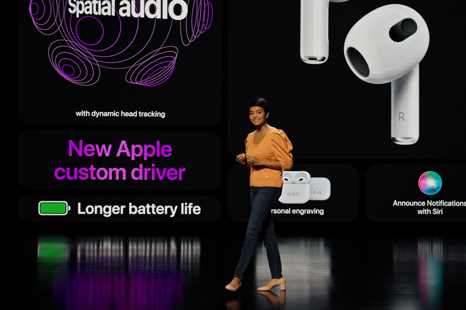 Susmita Dutta stellte während der Apple Keynote die dritte Generation der AirPods vor.