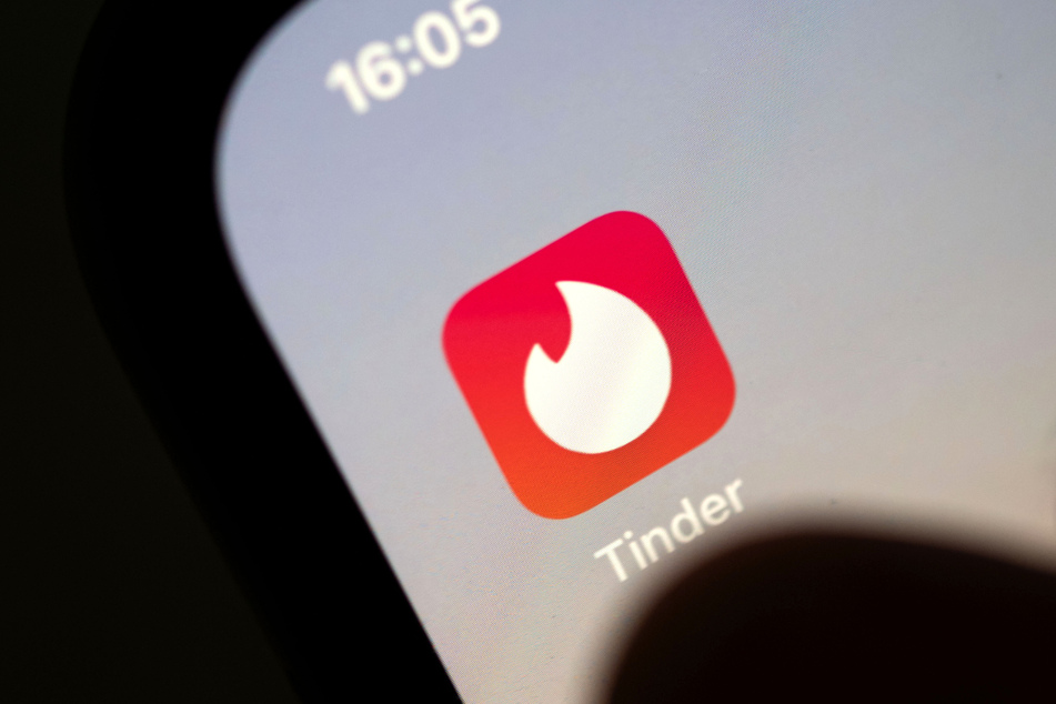 Die Dating-App Tinder birgt einige Gefahren.