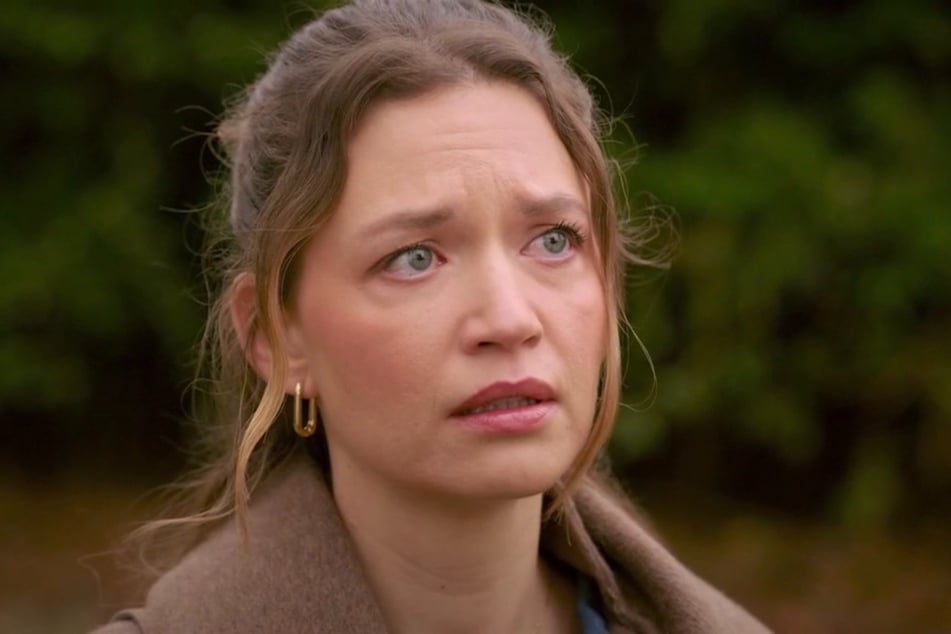 Nathalie erfährt, dass Emma von Matteo schwanger ist.