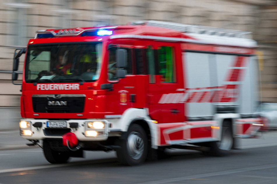 Die Cottbuser Feuerwehr musste innerhalb von einer Woche zu drei Bränden im Haus der Wohnhilfe in der Gerhart-Hauptmann-Straße ausrücken (Symbolfoto)