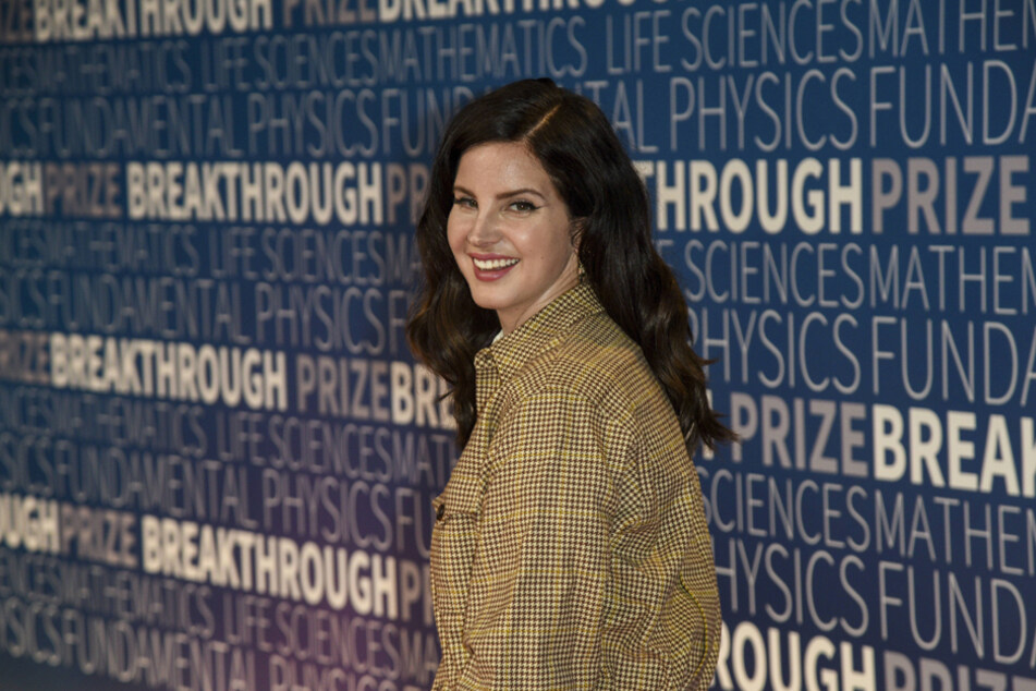 Lana Del Rey attended the Breakthrough Prize Awards in Mountain View, California.