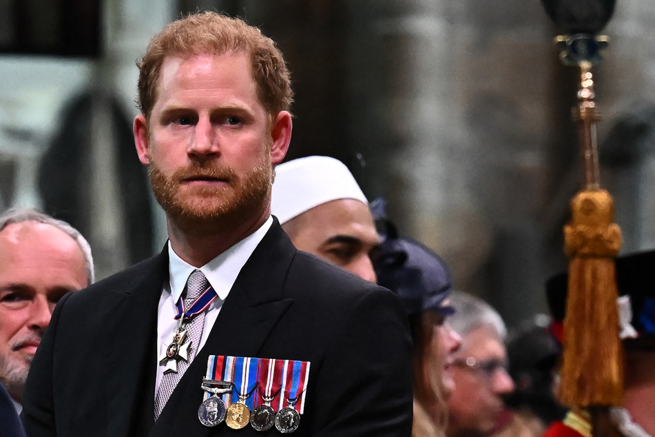 A federal judge has given the Department of Homeland Security a week to decide how to respond to the think tank's request to disclose Prince Harry's visa answers.