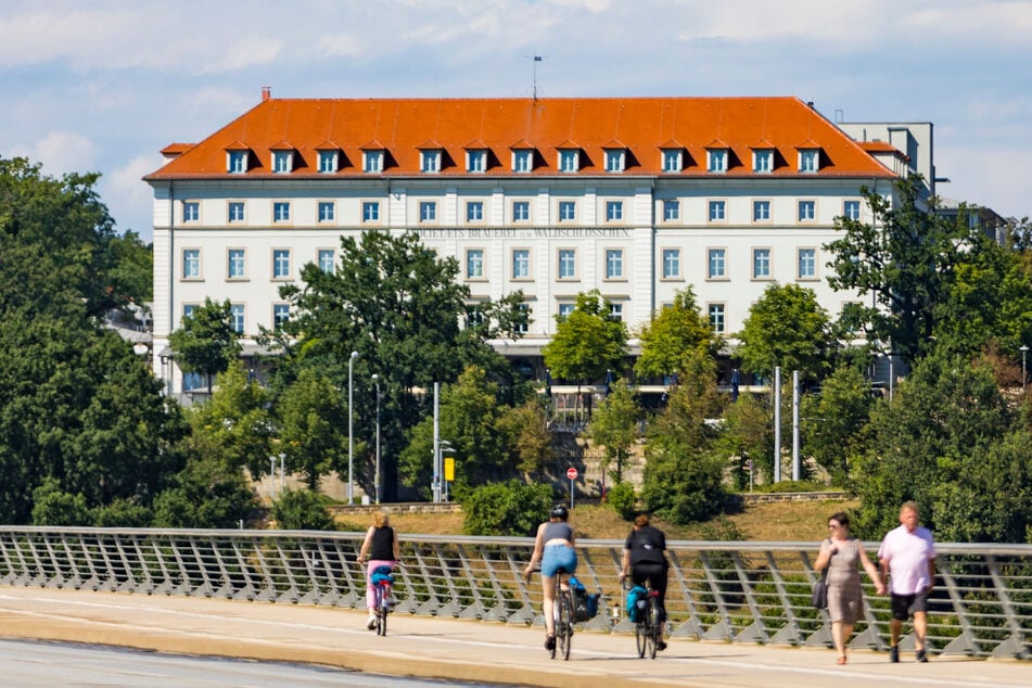 Das Bräuhaus am Waldschlösschen stellt vorerst seinen Gastrobetrieb ein. Paulaner sucht einen neuen Pächter.