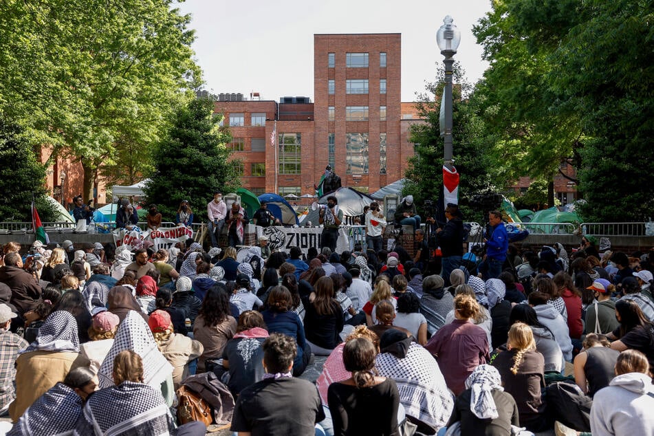 80 pro-Palestinian protestors at at Washington University in St. Louis have been detained by police.