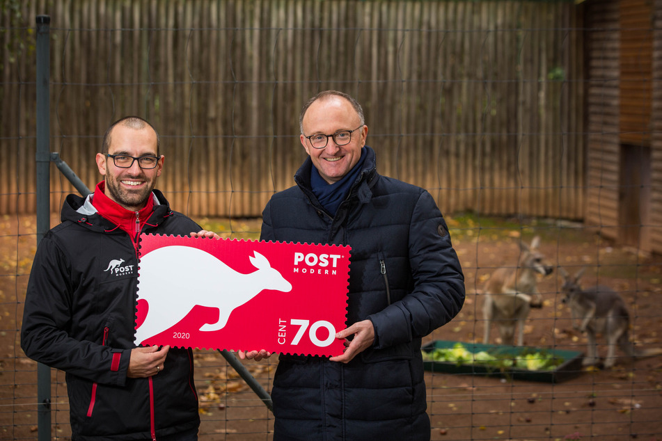 Alexander Hesse (35, l.) und Michael Ulbrich (45) von PostModern mit dem neuen Känguru-Logo.