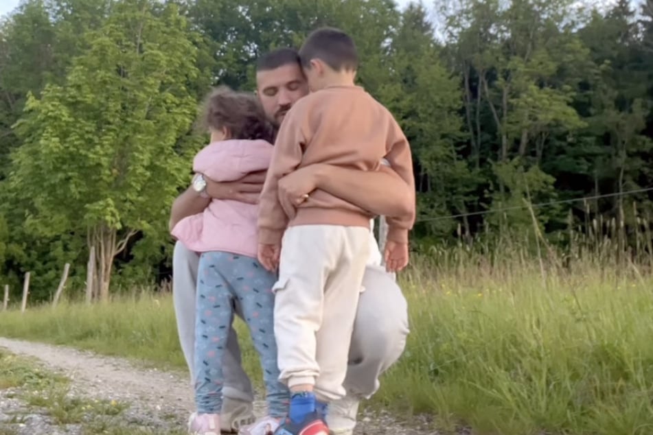 Für seine Kinder bleibt der Reality-Star in Deutschland.