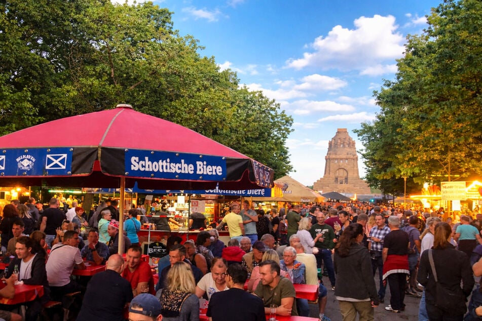 Das ganze Wochenende lang lädt die Bierbörse zum Biertrinken ein.