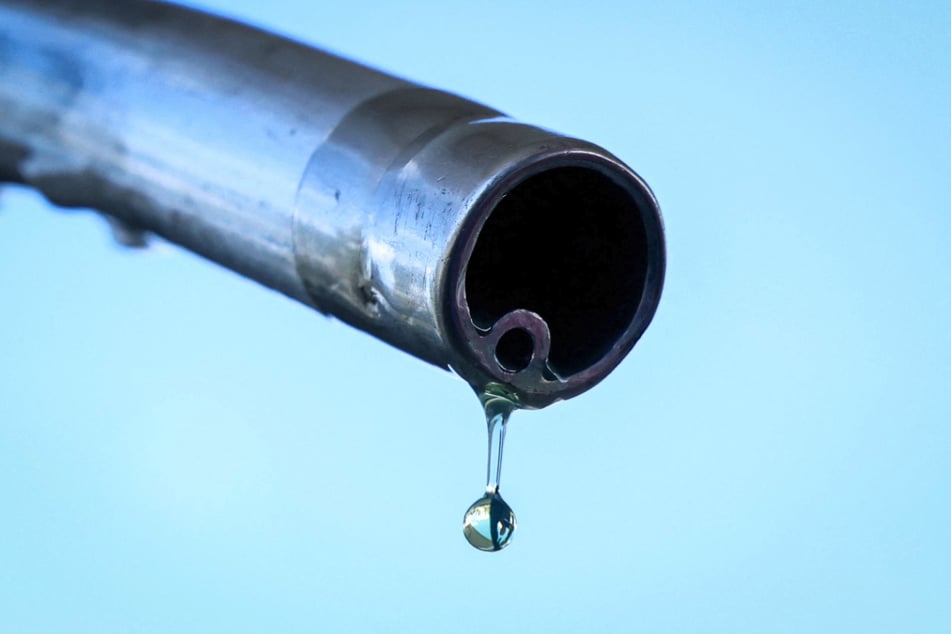 Der ADAC empfiehlt die Nutzung von Apps, um bei Tanken zu sparen.