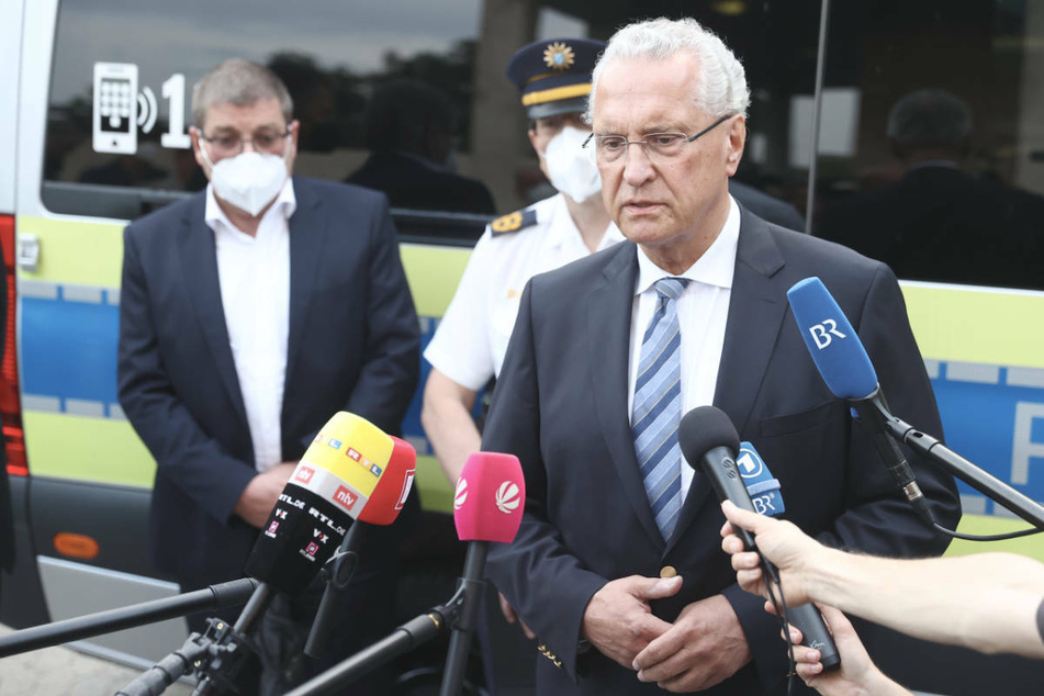 Bayerns Innenminister Joachim Hermann (CSU) sagte, dass das Eingreifen vieler beherzter Bürger dazu beigetragen habe, weitere Opfer zu verhindern.