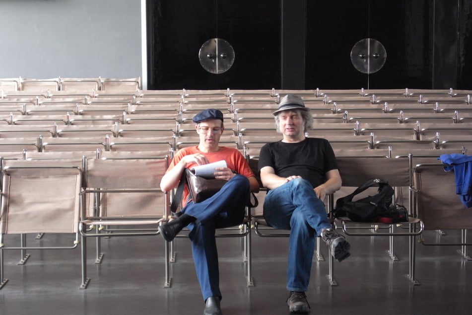 Markus Berges (58, Text und Gesang, l.) und Ekki Maas (65, Bass und Produktion) sind beide Dylan-Fans.