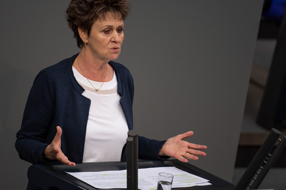 Die Linken-Abgeordnete Sabine Zimmermann (60).