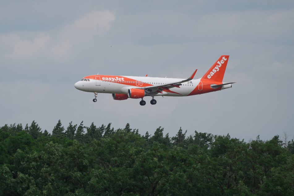 Die Fluggesellschaft "Easyjet" bietet mehr Direktflüge nach Italien an. (Symbolbild)