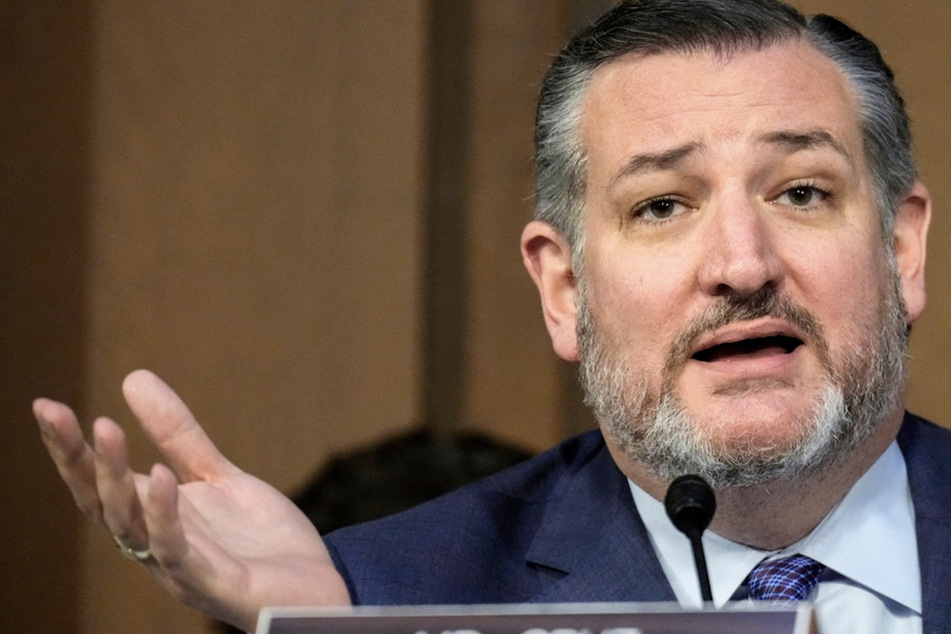 Ted Cruz shares debunked conspiracy about Rainbow Bridge explosion, refuses to remove it