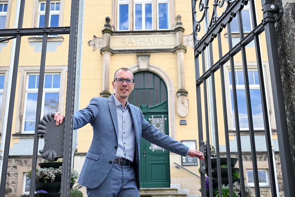 Heiko Wersig (43), Bürgermeister von Bannewitz, begrüßt die neue Messanlage. (Archivfoto)