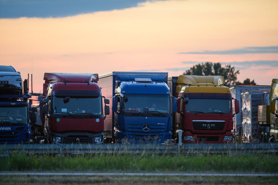 Rund 700 Lkw-Stellplätze fehlen in Sachsen-Anhalt, nur 100 sollen absehbar dazukommen.