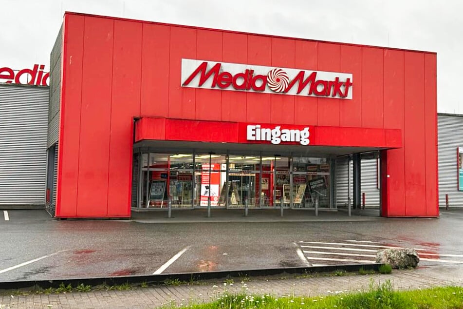 MediaMarkt Schwentinental - Mergenthalerstraße 1.