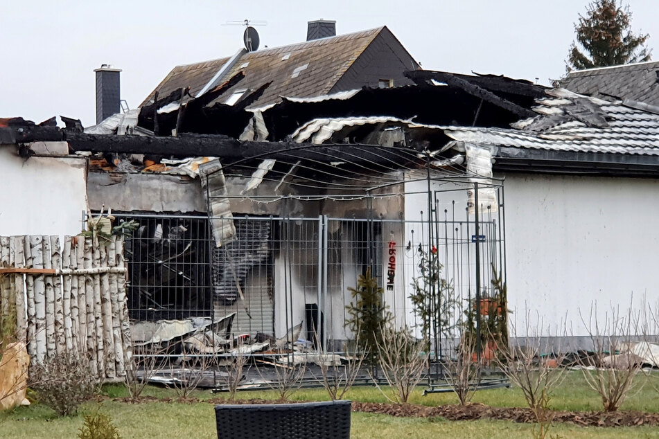 Das Haus in Neuschönberg ist nach dem Brand unbewohnbar.