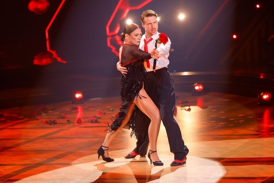Bei "Let's Dance" tanzte Christine Neubauer (63) an der Seite von Profi Valentin Lusin (38).