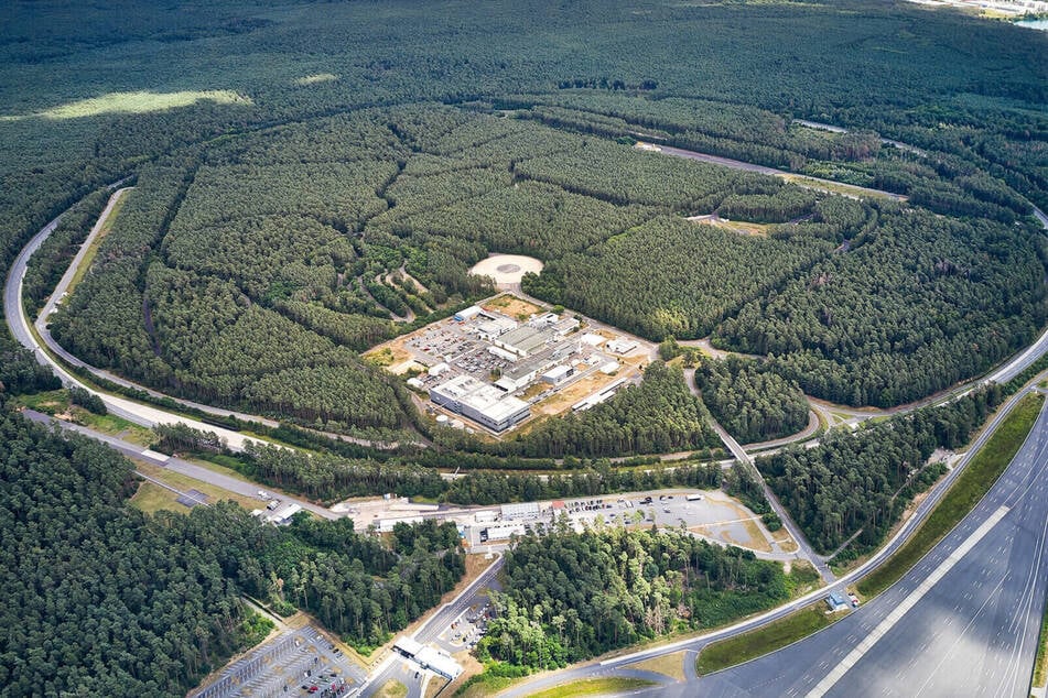 Das Opel-Testzentrum in Rodgau-Dudenhofen wird geschlossen - zahlreiche Jobs wurden bereits gekündigt.