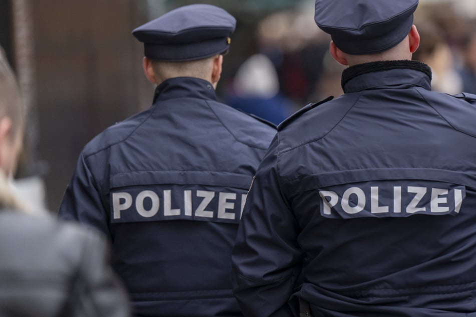 Polizisten schnappten die Jugendlichen schließlich in Bad Aibling. (Symbolbild)