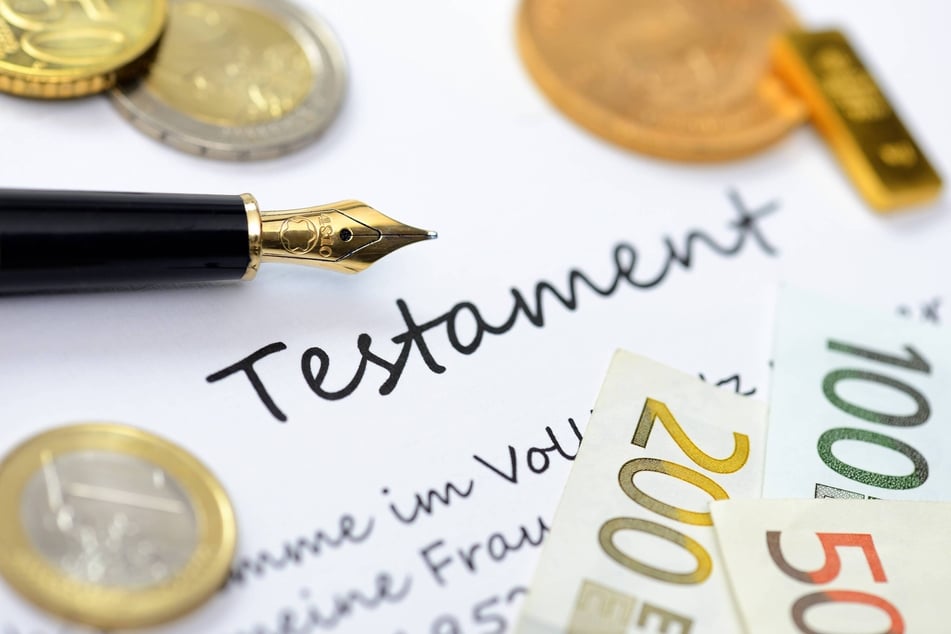 Das in der Kanzlei des Toten gefundene Testament ist laut Gutachter echt. (Symbolfoto)