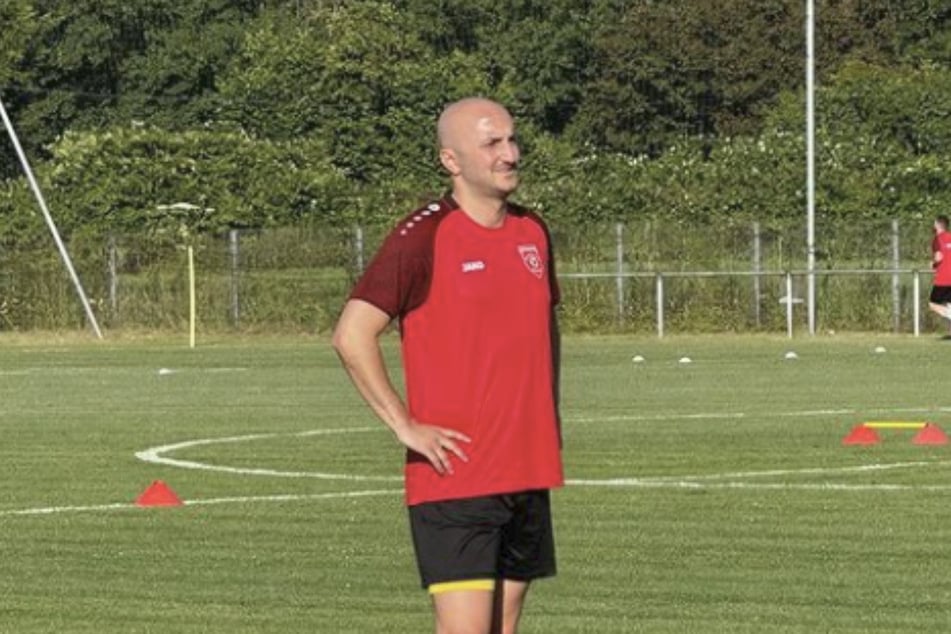 Samed Yesil beim Training mit seinem heutigen Verein Anadolu Türkspor Krefeld. Dort schickt sich der mittlerweile 30-Jährige an, sämtliche Torrekorde zu brechen.