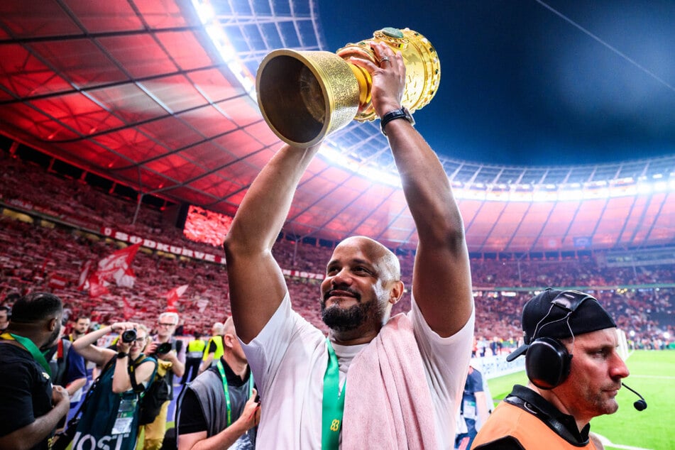Nimmt die nächsten Titel ins Visier: FC-Bayern-Trainer Vincent Kompany (40) startet mit seiner Mannschaft in die Vorbereitungsphase.