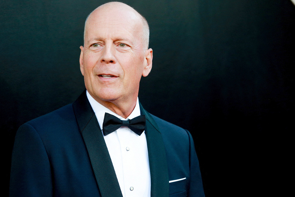 Bruce Willis (68) erkennt seinen einstigen Wegbegleiter wohl nur in den ersten drei Minuten.