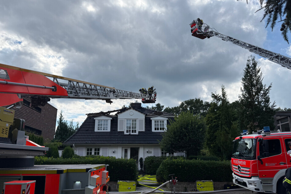 Die Feuerwehr rückte zu einem Einsatz in Hamburg-Volksdorf aus.