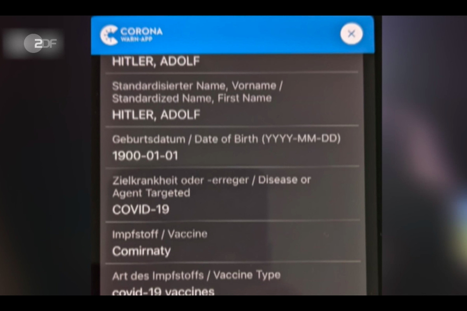 Besonders dreiste Impf-Pass-Fälschung in Italien: "Hitler, Adolf geimpft gegen Covid-19".