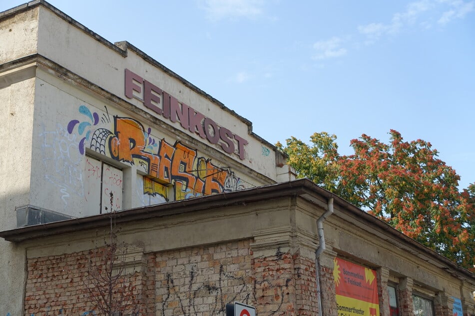 Damals als Brauerei errichtet, beherbergt das Gelände heute die Kunst- und Gewerbegenossenschaft Feinkost.