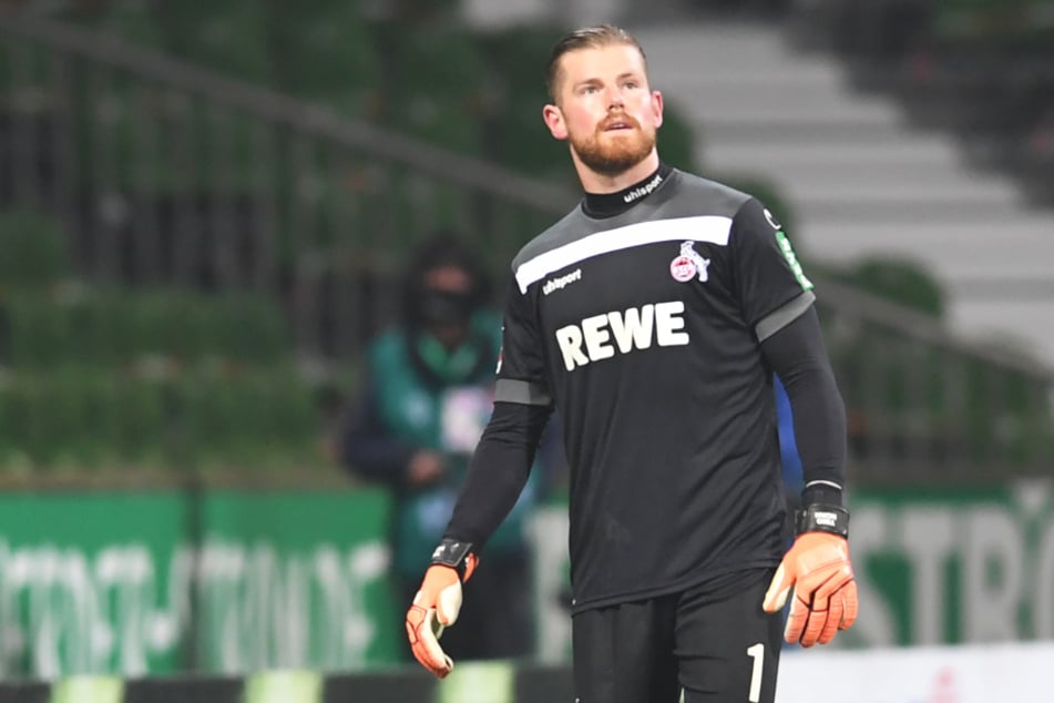 Der Torhüter des 1. FC Köln Timo Horn (27) musste in der Partie gegen Werder Bremen wegen einer Verletzung ausgewechselt werden.