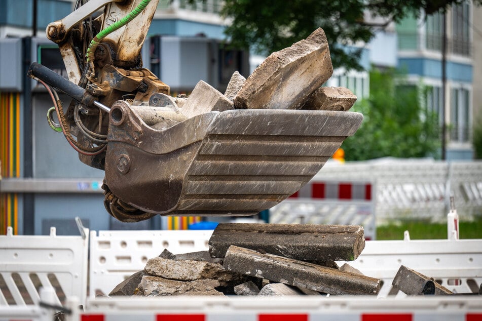 Die Arbeiten in der Mittweidaer Straße dauern etwas länger. (Symbolfoto)