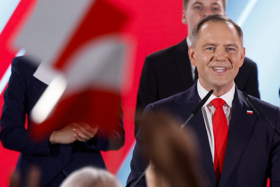 Sąsiedzi przesuwają się na prawo: Nawrocki wygrywa wybory prezydenckie