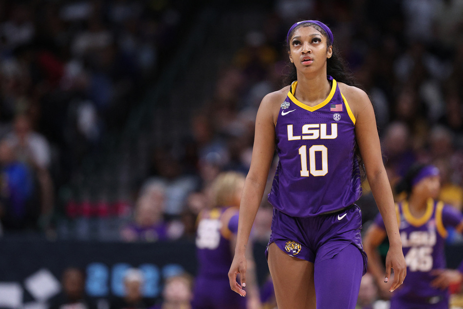 Angel Reese hypes up hoops fans in latest viral Instagram post