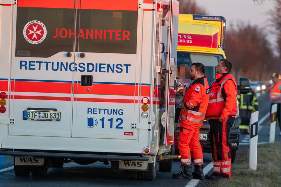 Unter den Verletzten sind auch zwei Kleinkinder.
