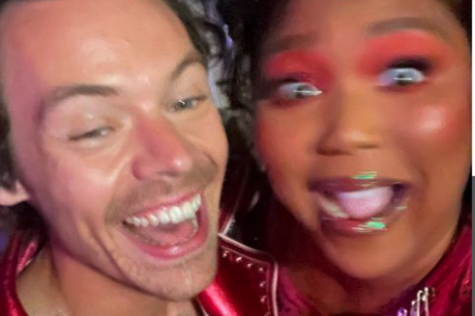 Lizzo and Harry Styles have been nominated by this year's VMAs for Artist of the Year.