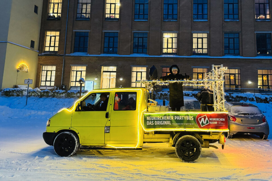 Das "Weihnachtsmobil" tourt auch in diesem Jahr wieder durch das Erzgebirge.