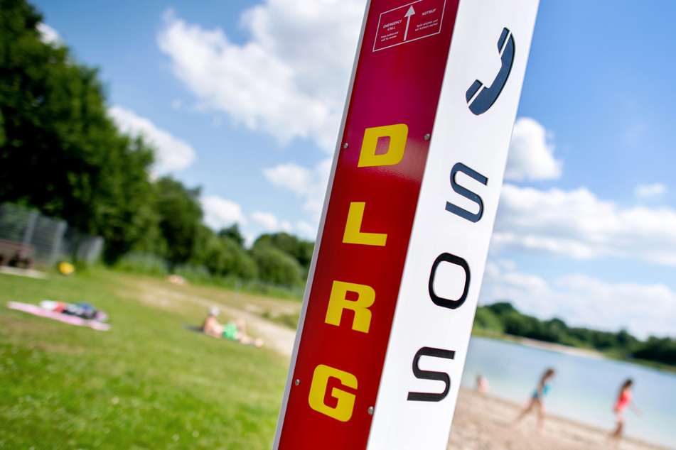 Sonne lockt Menschen an Gewässer: Deshalb rät die DLRG zur Vorsicht in kühlen Seen