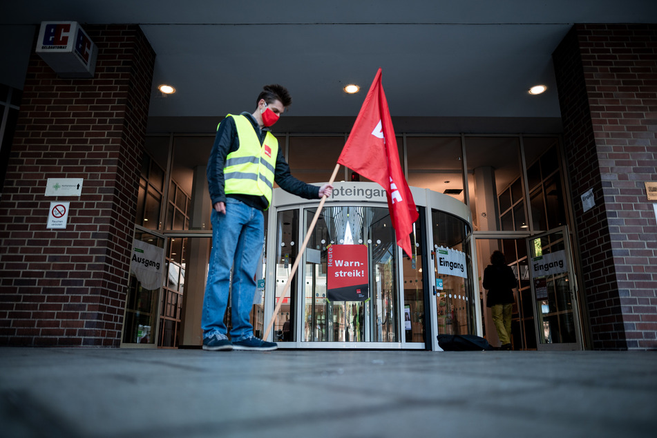 Verdi ruft für diesen Mittwoch in ganz NRW zu Streiks in Stadtverwaltungen, Kliniken, Sparkassen, kommunalen Entsorgern und Stadtwerken auf (Archivfoto).