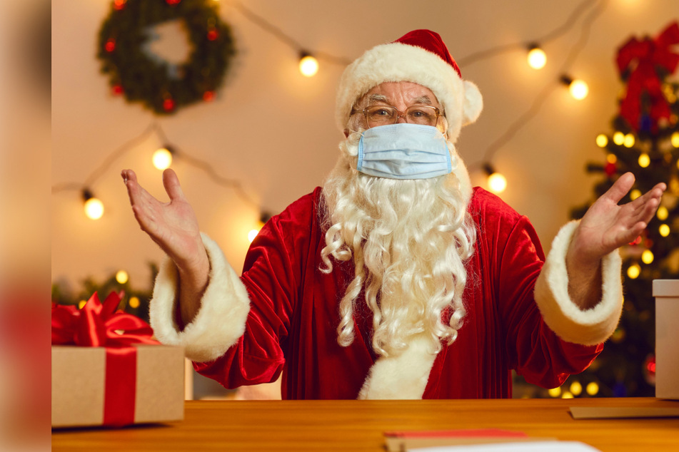Santa shortage! Seasonal workers offered big bucks to play Mr. Claus