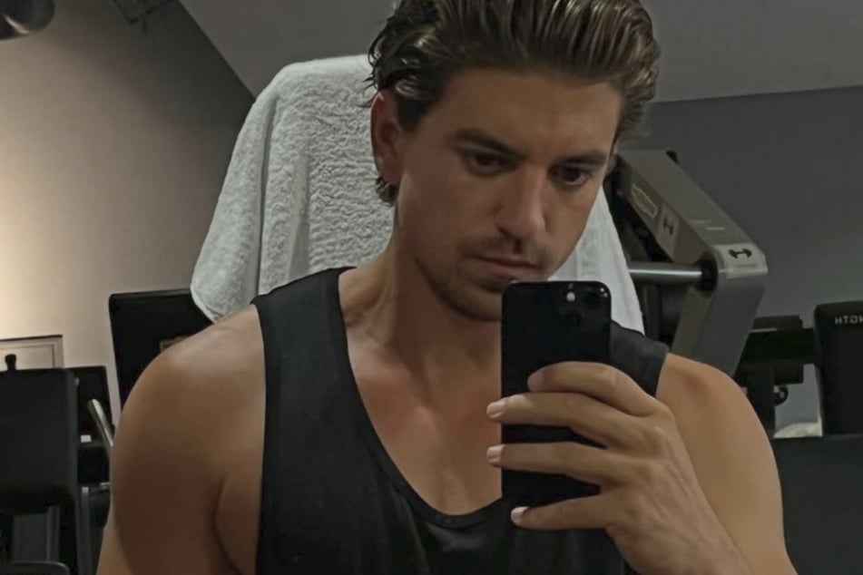 Schauspieler Manuel Hasni (36) erwartet sein viertes Kind.