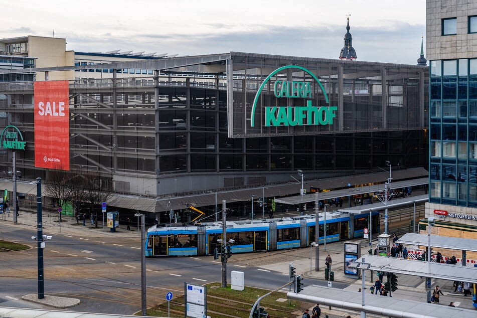 Die Chemnitzer Kaufhof-Filiale befindet sich direkt in der Innenstadt. Die Kundenfrequenz ist aber rückläufig.